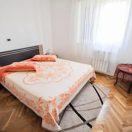 Apartment Angela Mit Terrasse By Interhome Dajla