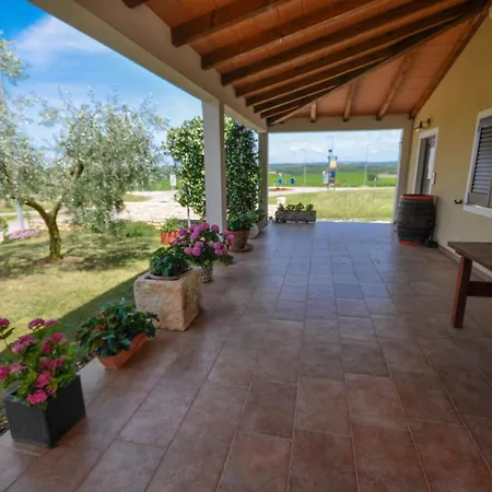 Angela Mit Terrasse By Interhome